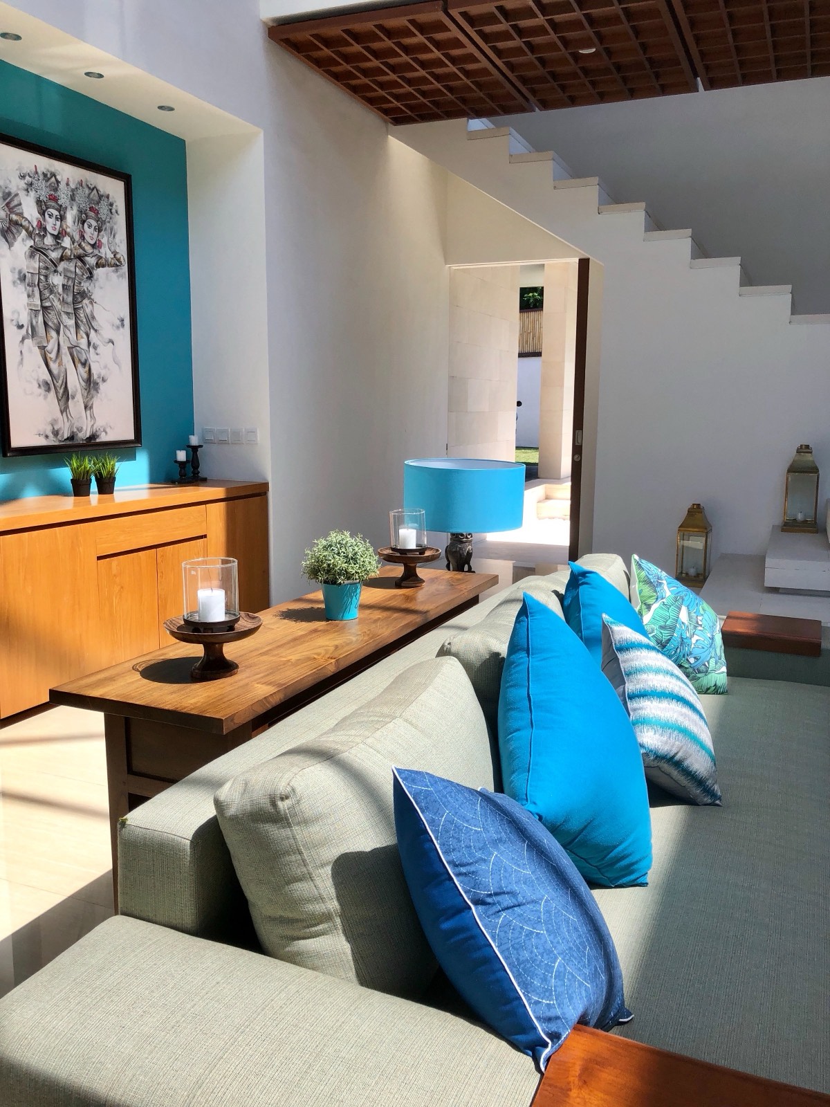 Biru pillow and lamp detail